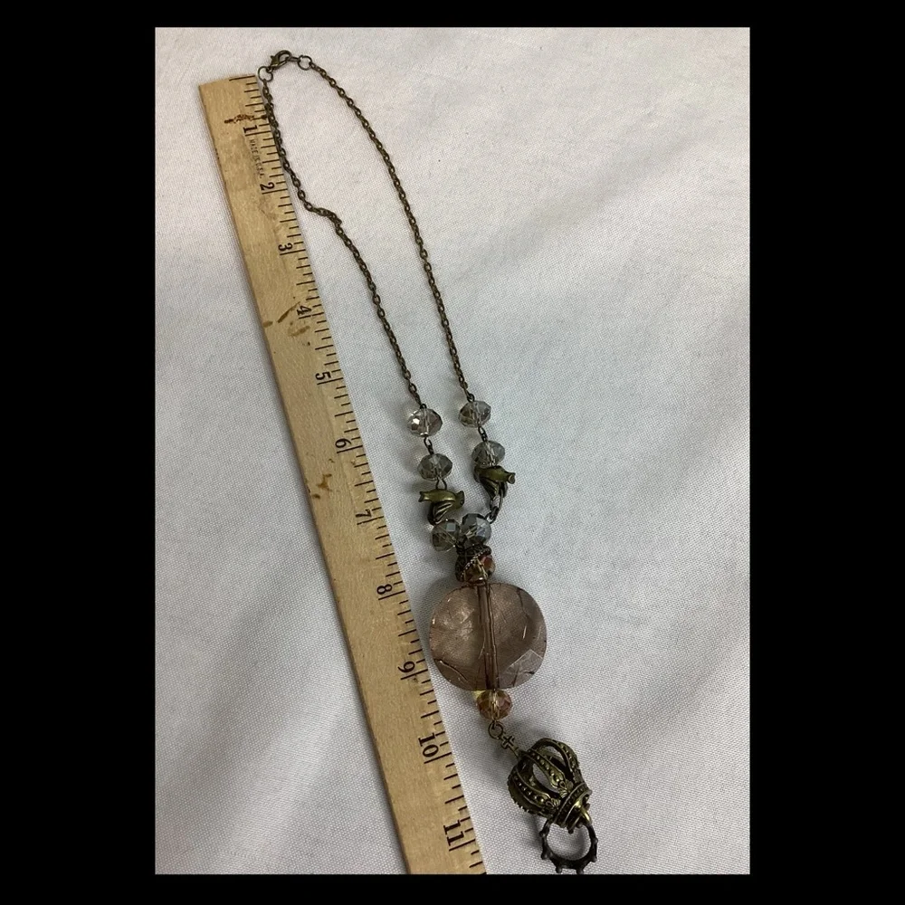 Elegant Brown Pendant Necklace